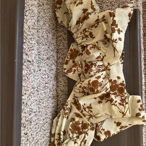 SHEIN Cream and Brown Floral Top Retro Style